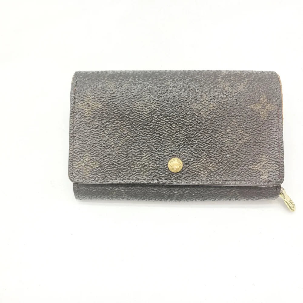 Louis Vuitton Monogram Bifold Wallet